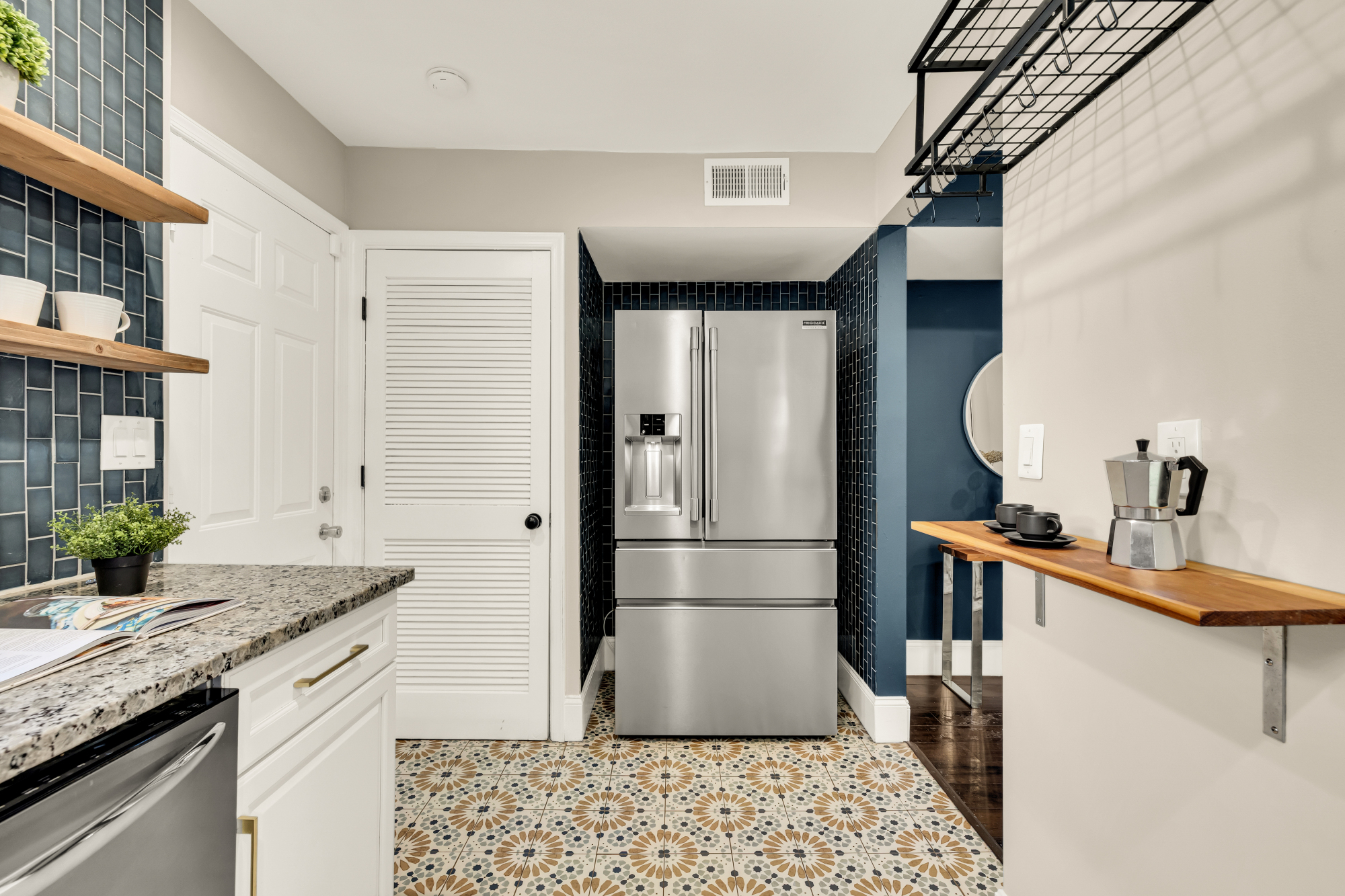 410 Franklin Street NE_Kitchen 3